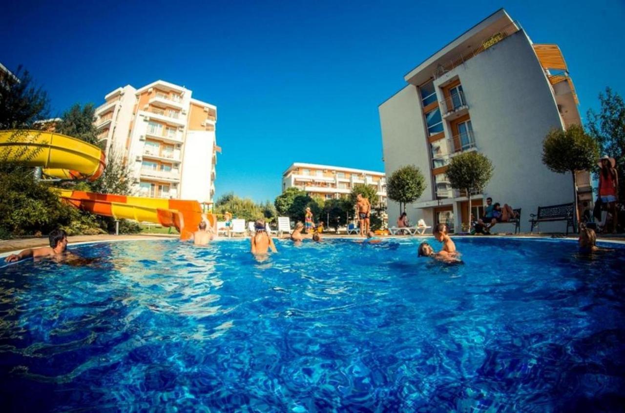 Fort Noks - Menada Apartments Sveti Vlas Exteriör bild