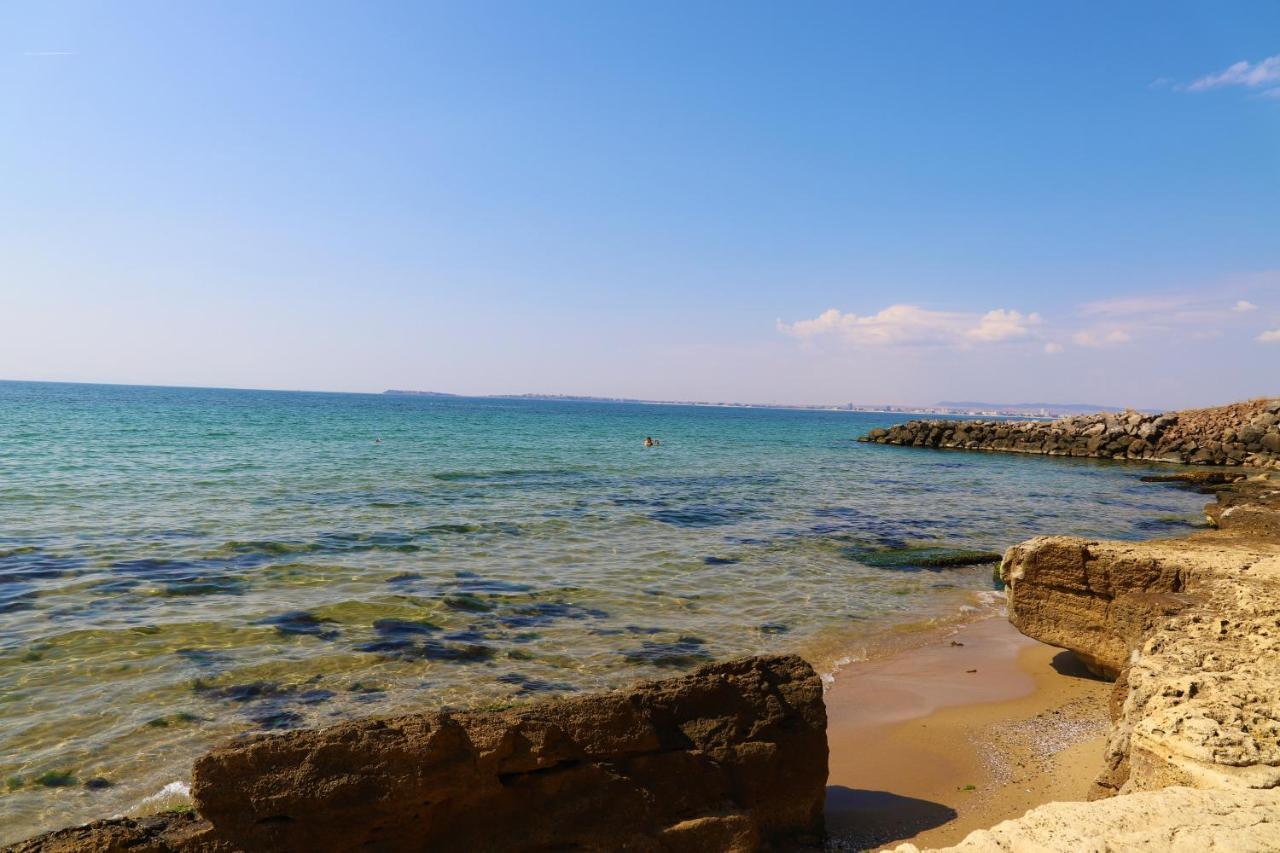 Fort Noks - Menada Apartments Sveti Vlas Exteriör bild