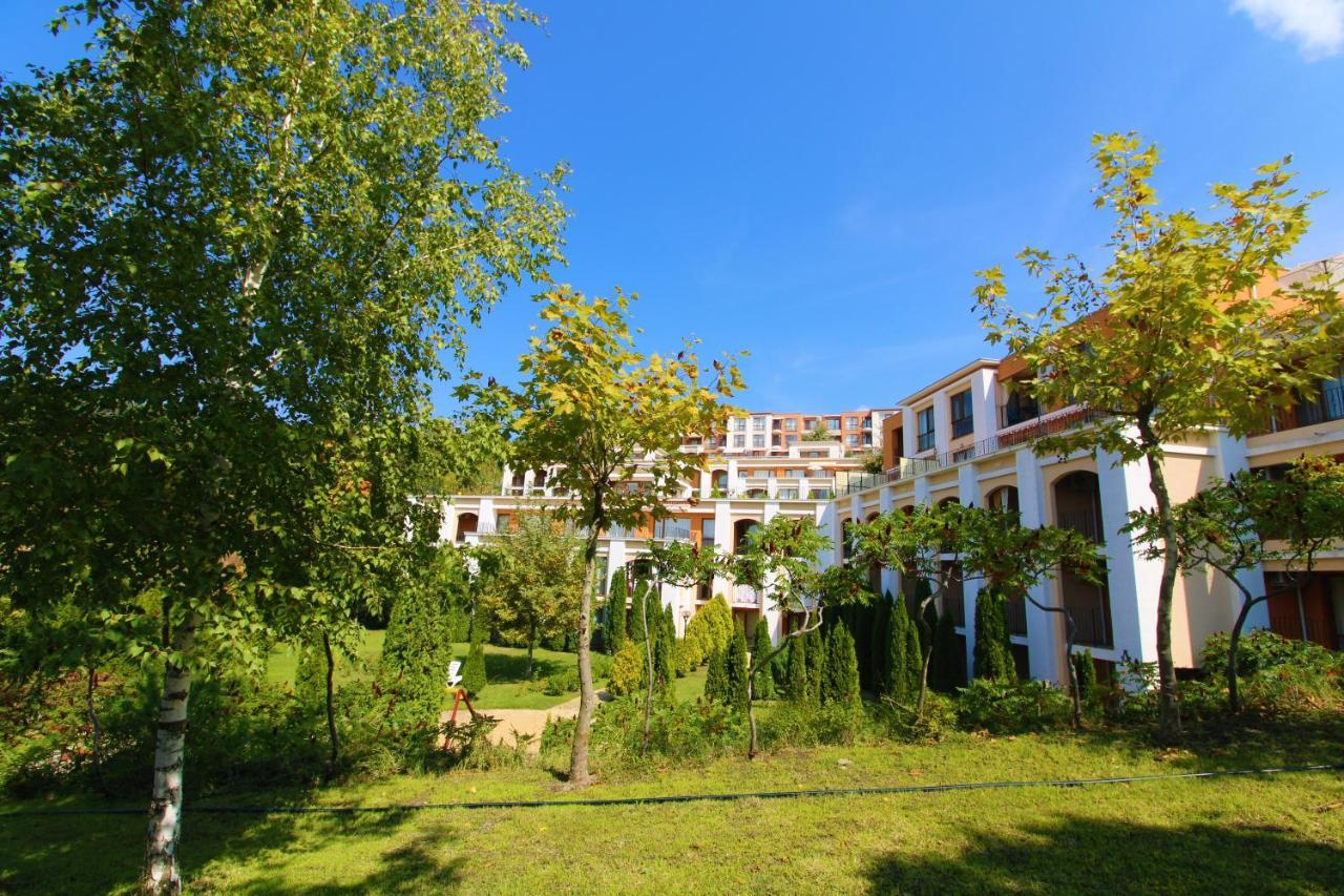 Fort Noks - Menada Apartments Sveti Vlas Exteriör bild