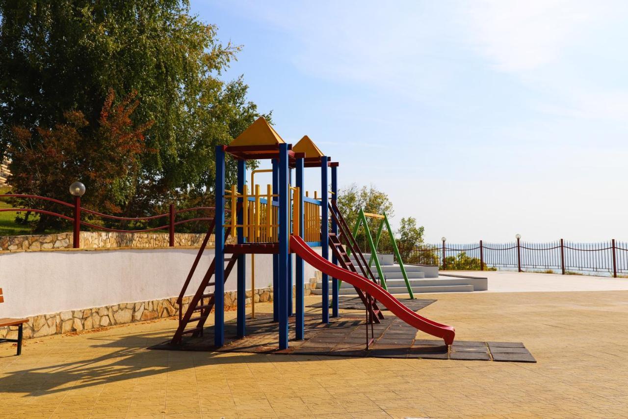 Fort Noks - Menada Apartments Sveti Vlas Exteriör bild