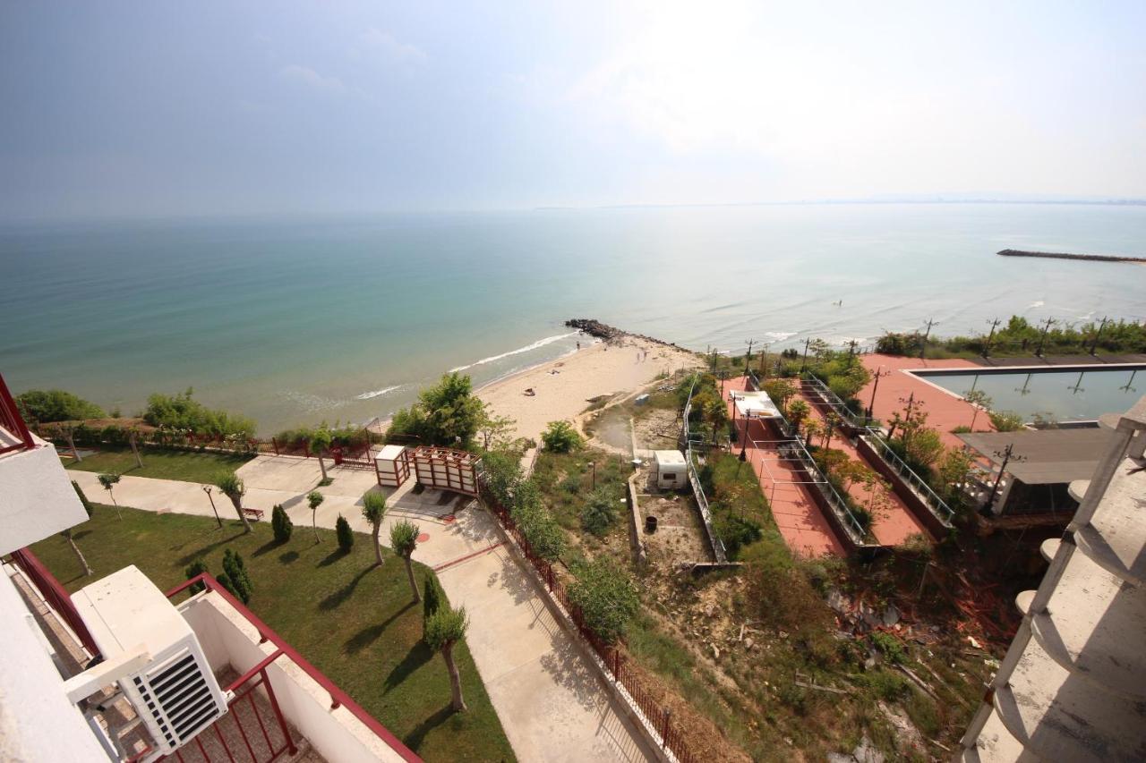 Fort Noks - Menada Apartments Sveti Vlas Exteriör bild