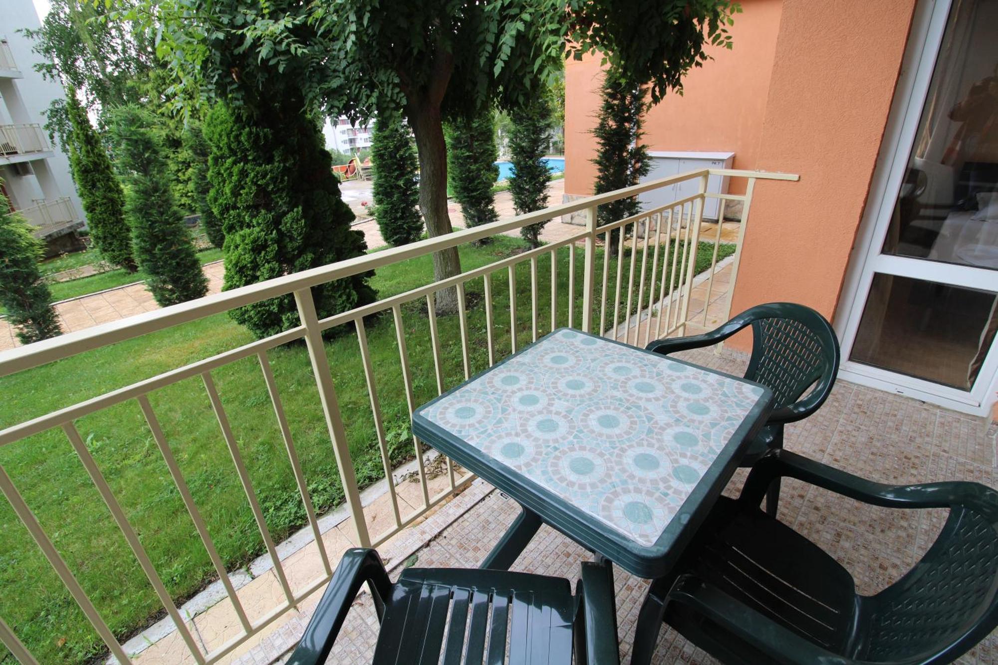Fort Noks - Menada Apartments Sveti Vlas Rum bild