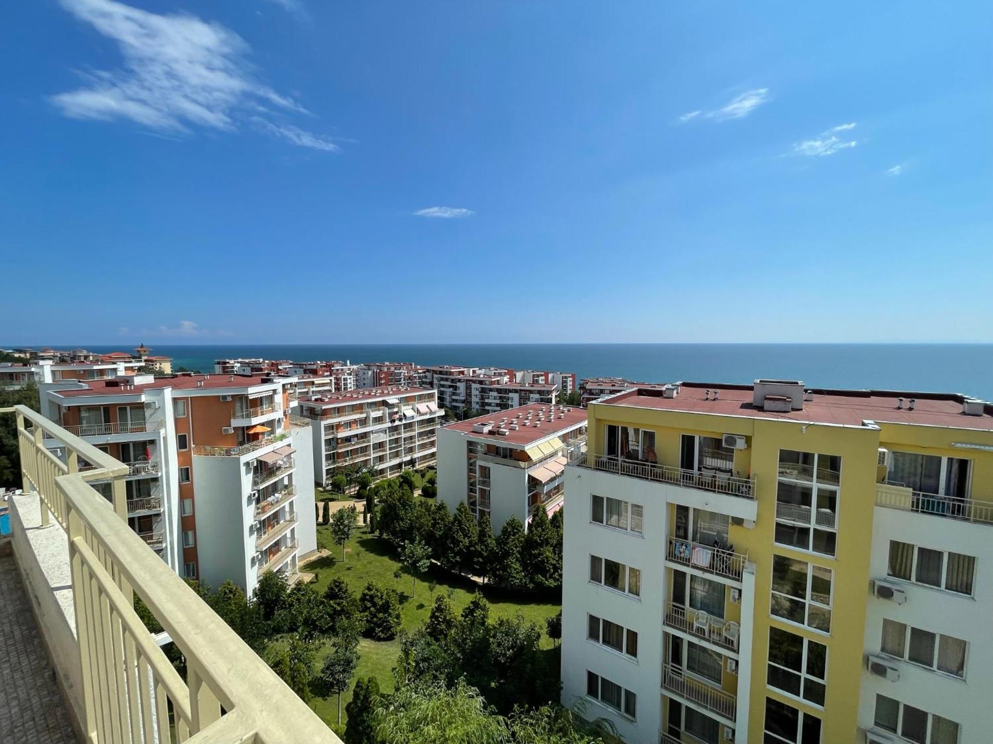 Fort Noks - Menada Apartments Sveti Vlas Rum bild