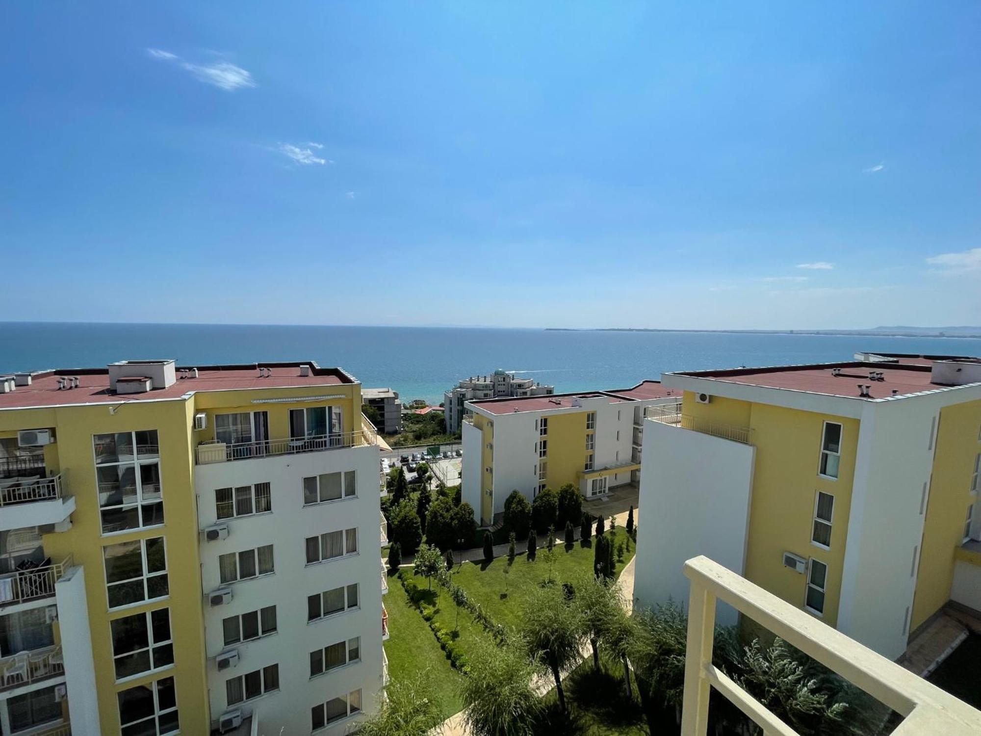 Fort Noks - Menada Apartments Sveti Vlas Rum bild